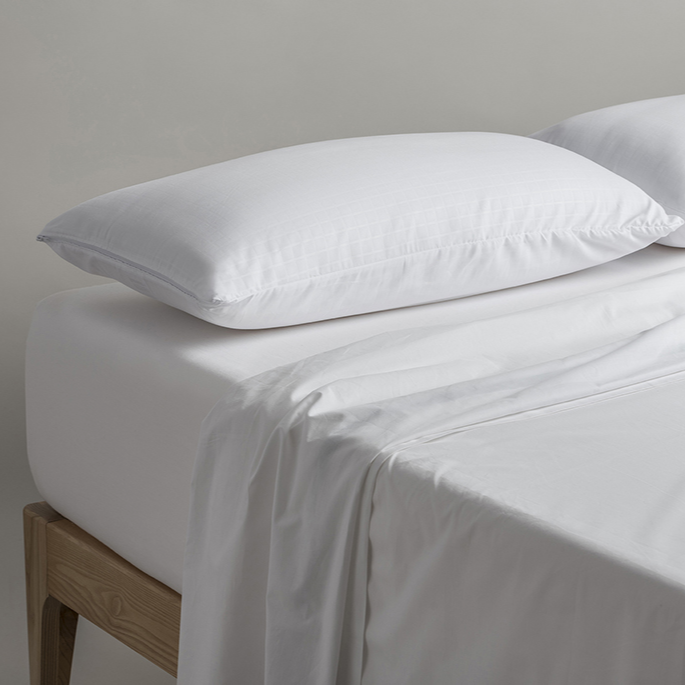 ALMOHADA TITAN